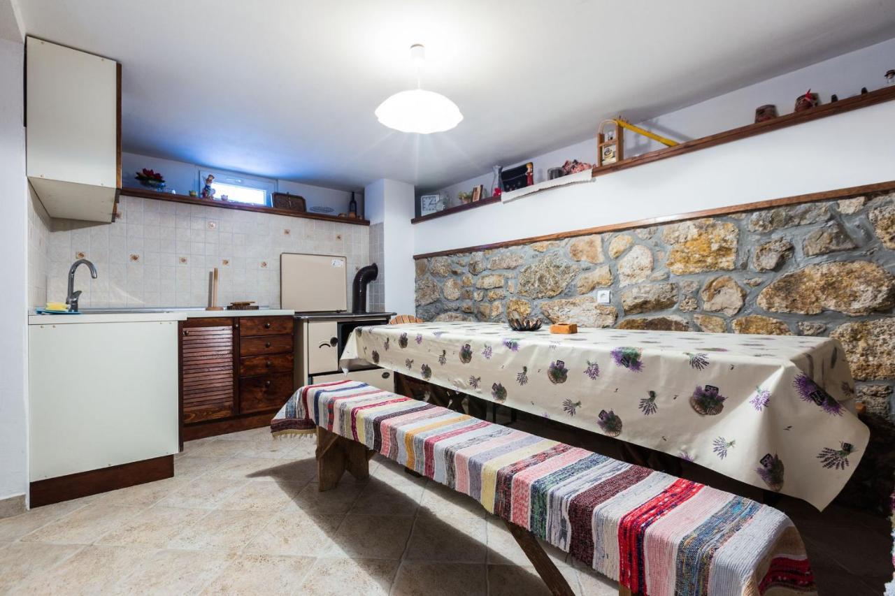 Nina Holiday Home With A Heated Pool Brusane Exterior foto