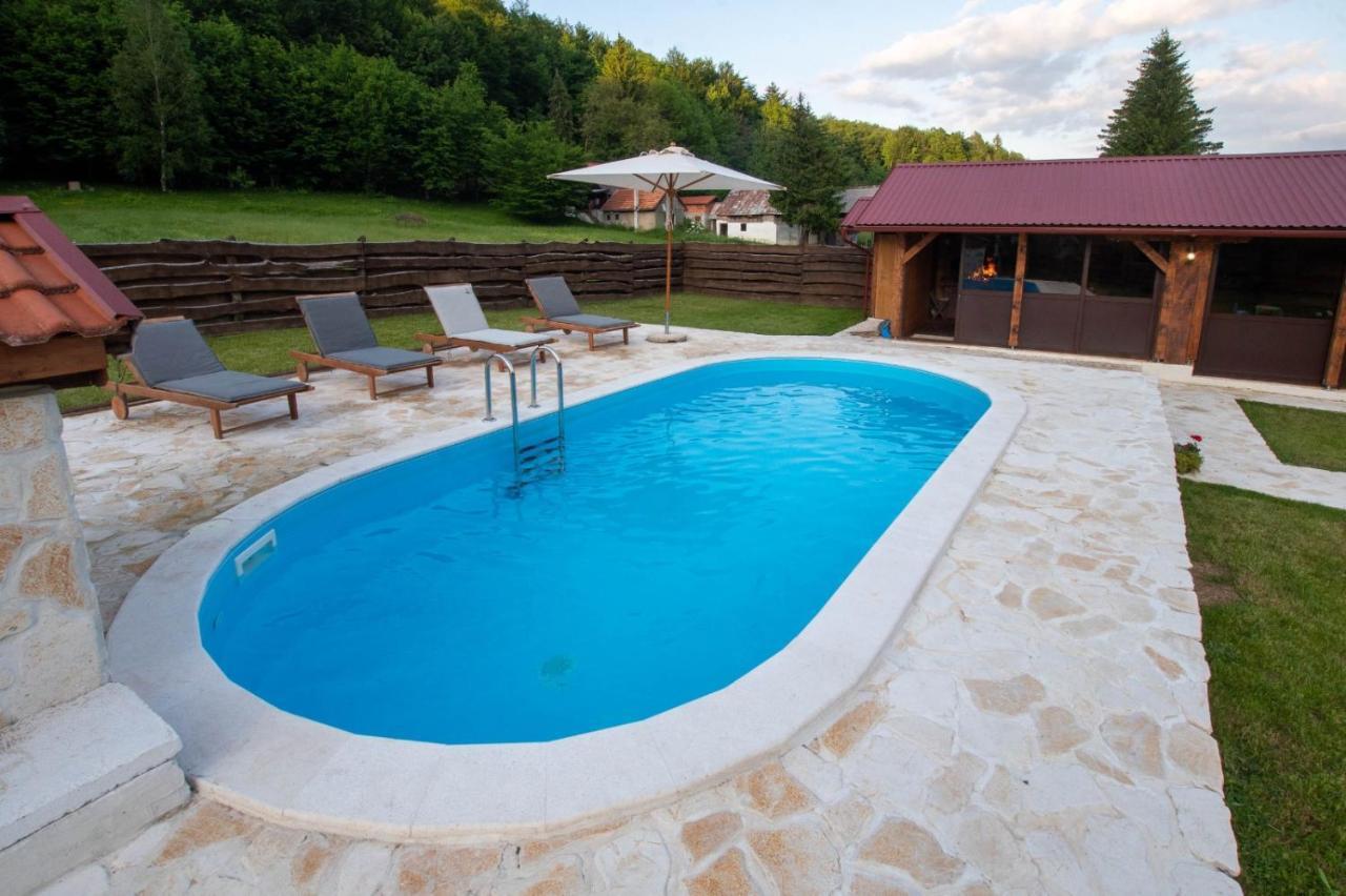 Nina Holiday Home With A Heated Pool Brusane Exterior foto