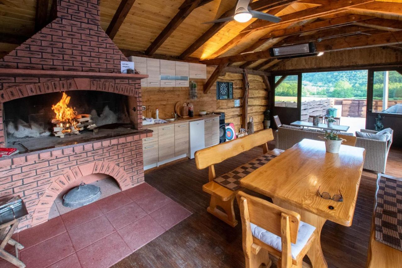 Nina Holiday Home With A Heated Pool Brusane Exterior foto